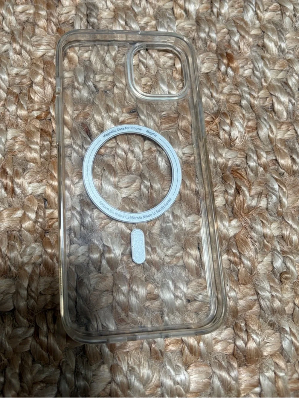 Spigen MagSafe Case - Picture 3 of 6